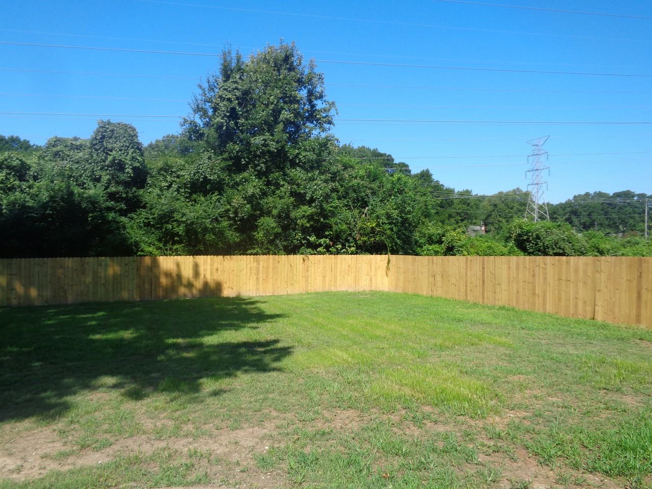 2447 Lynnfield St - Photo 3 of 17