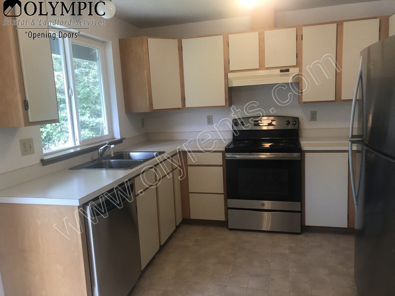 6311 Shawn Dr Sw #B - Photo 2 of 11