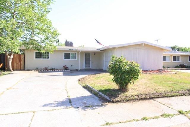 3608 Floral Dr - Photo 2 of 17