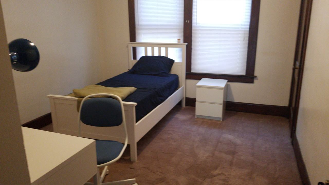 1309 Mcconnell Ave - Photo 2 of 12