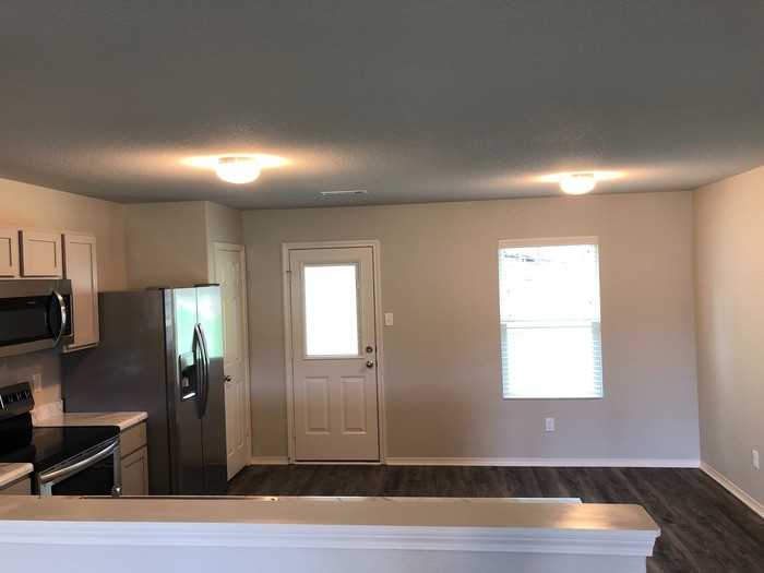 22 Cedar Creek Loop - Photo 3 of 19