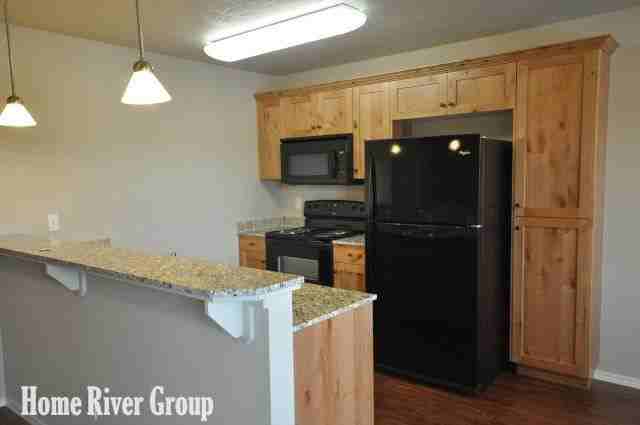 10639 W Wasdale Dr 202 #202 - Photo 3 of 26