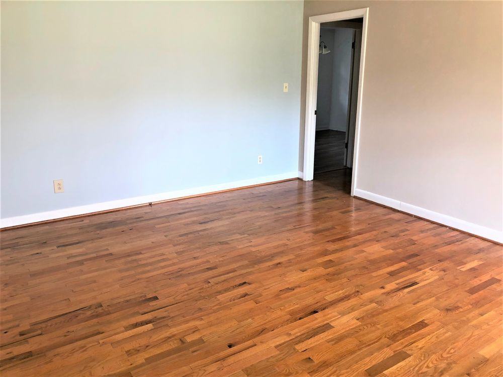 130 Heritage Park Drive - Photo 3 of 10