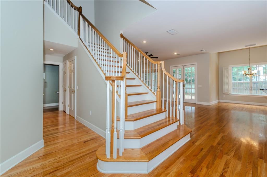 3410 W Bay Villa Avenue - Photo 3 of 30