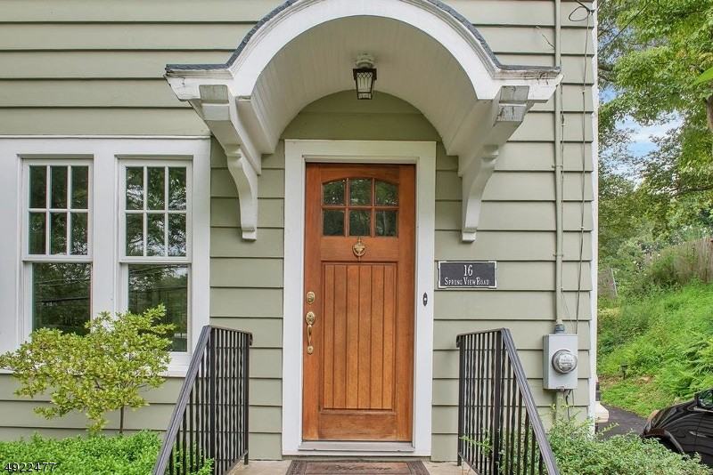 16 Springview Dr - Photo 2 of 25