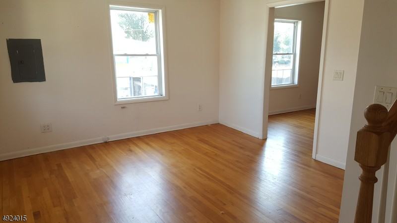 316 Talmage Ave - Photo 2 of 11