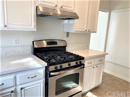 24413 Kingston Circle - Photo 2 of 16