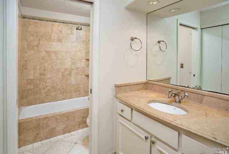 507 Seaver Drive - Photo 3 of 7