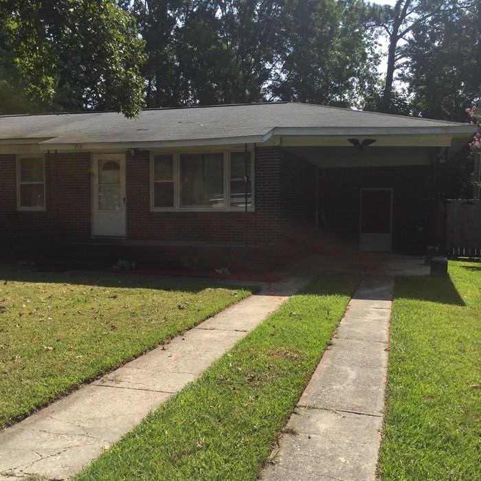 212 Jean Wells Drive - Photo 2 of 18