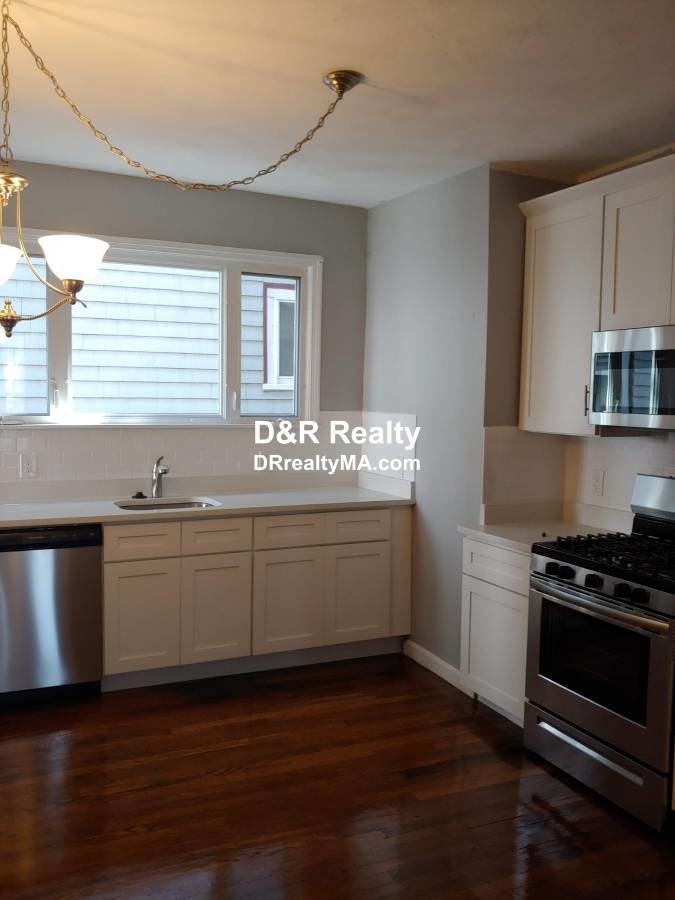 72 Winchester Street 1 - Photo 2 of 12