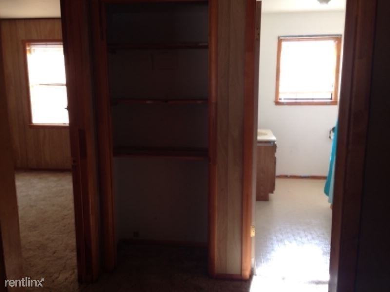 8255 Buttercup Ave - Photo 3 of 8