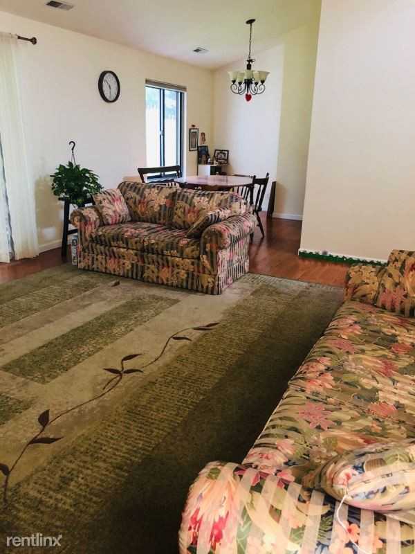 3 Stebbins Close - Photo 3 of 10