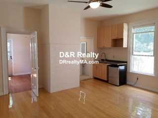 35 Havelock St Malden Ma 02148 1 Bedroom Apartment For