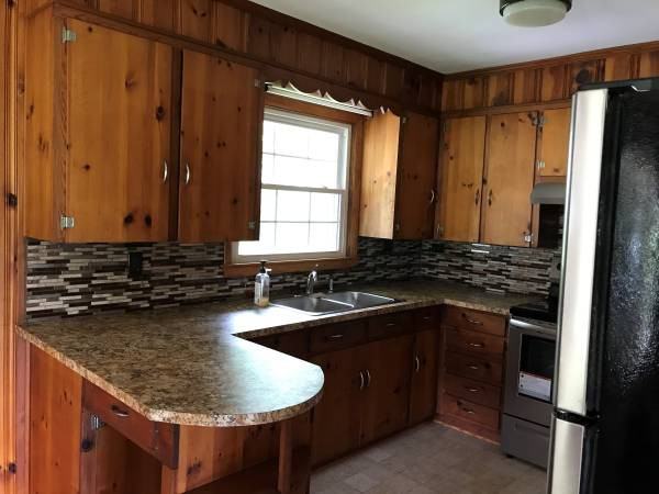 227 Flynn St - Photo 2 of 18