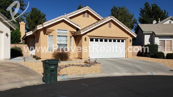 11236 Bunker Circle - Photo 3 of 28