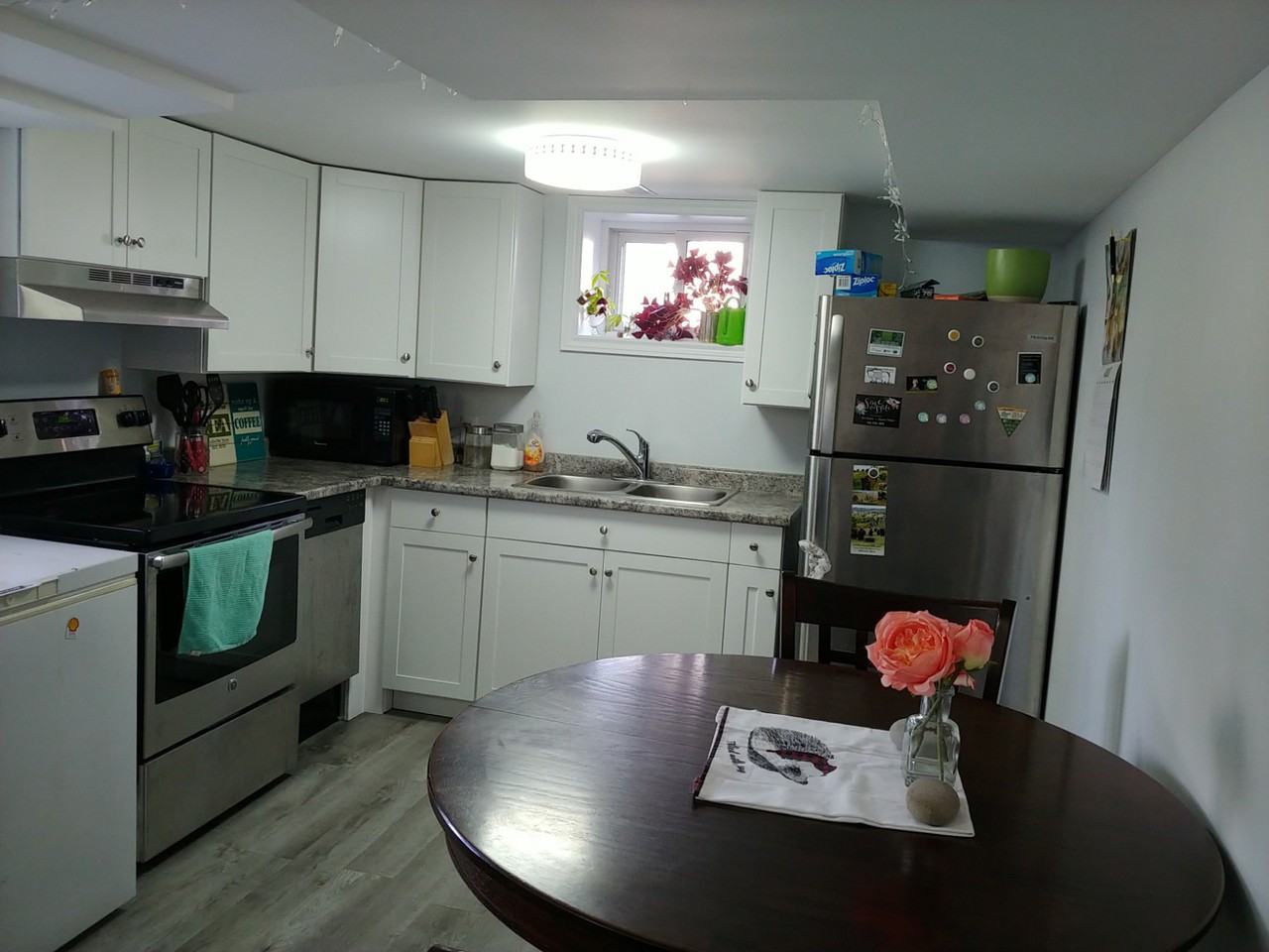 291 Elmgrove Avenue - Photo 3 of 11