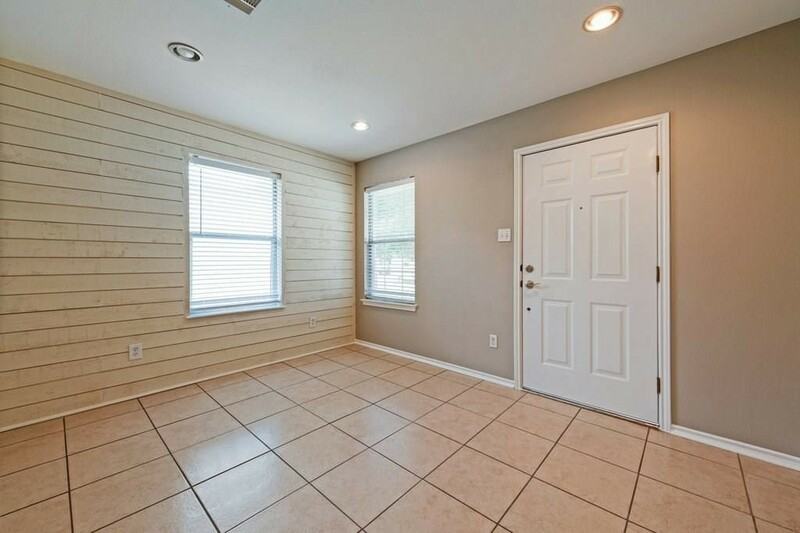 3912 Bonnie Lane - Photo 3 of 26
