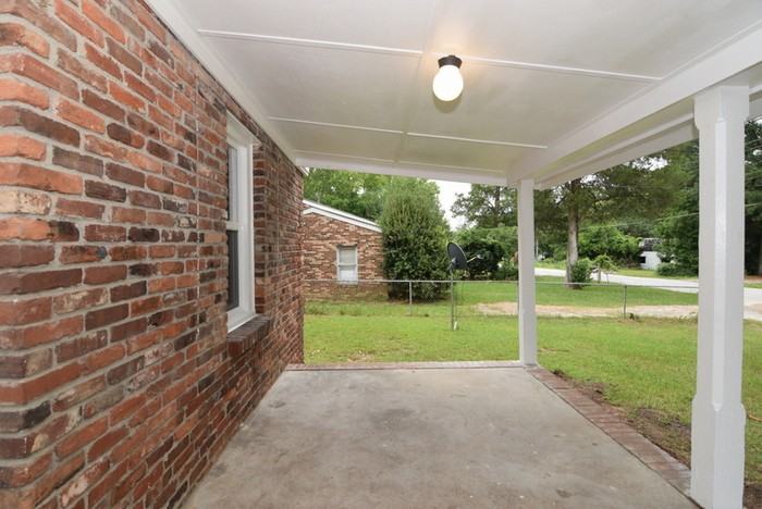 2142 Bayvale Rd - Photo 2 of 19