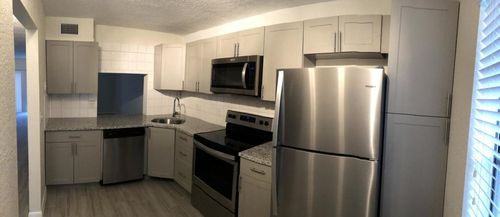 5041 Society Place East B - Photo 3 of 7