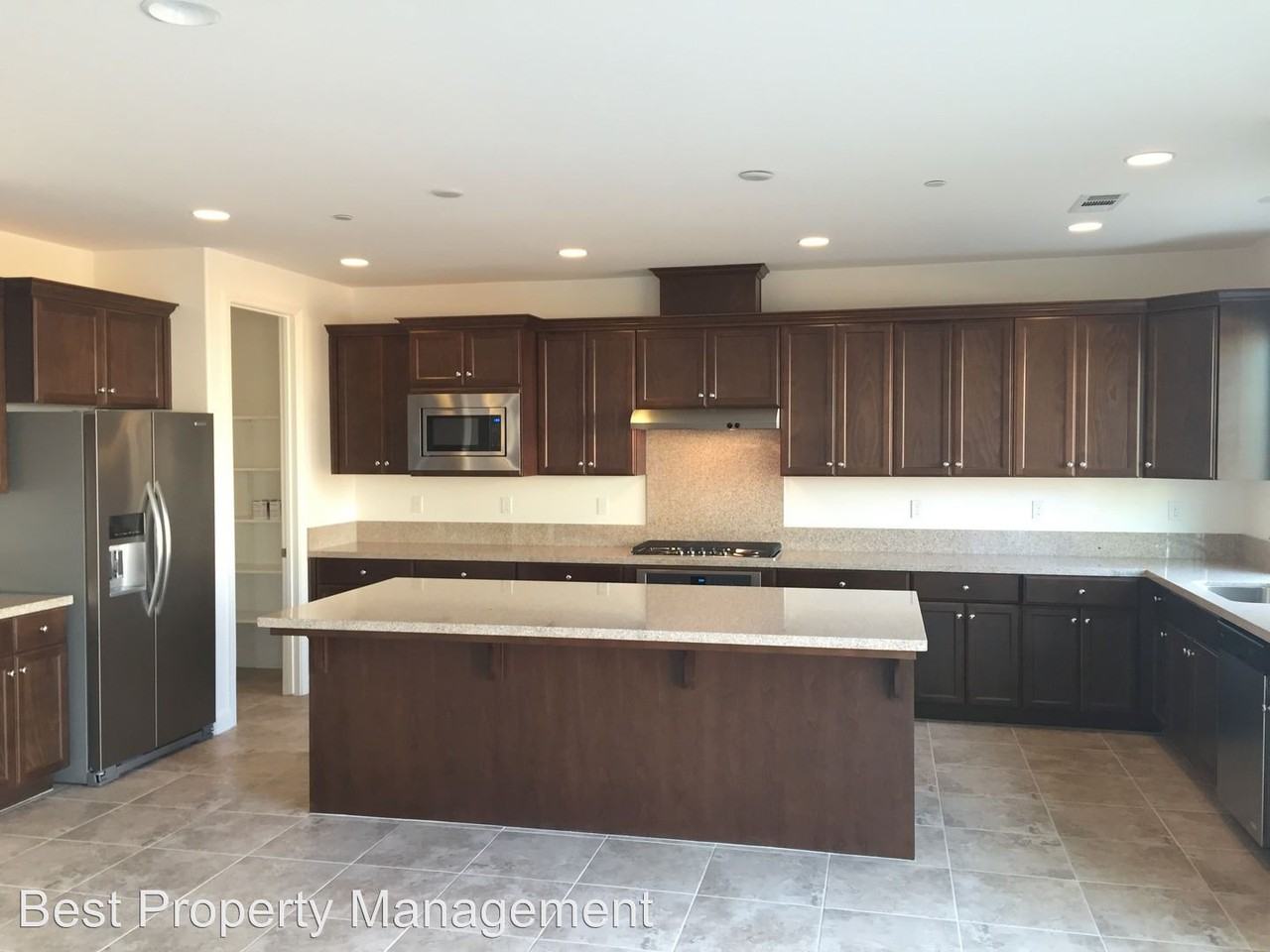 753 Jennifer Street - Photo 2 of 16