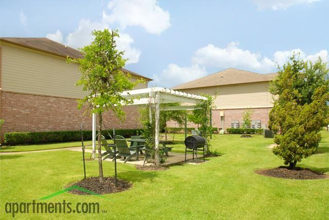 Kingsgate Apartments - Photo 2 of 22