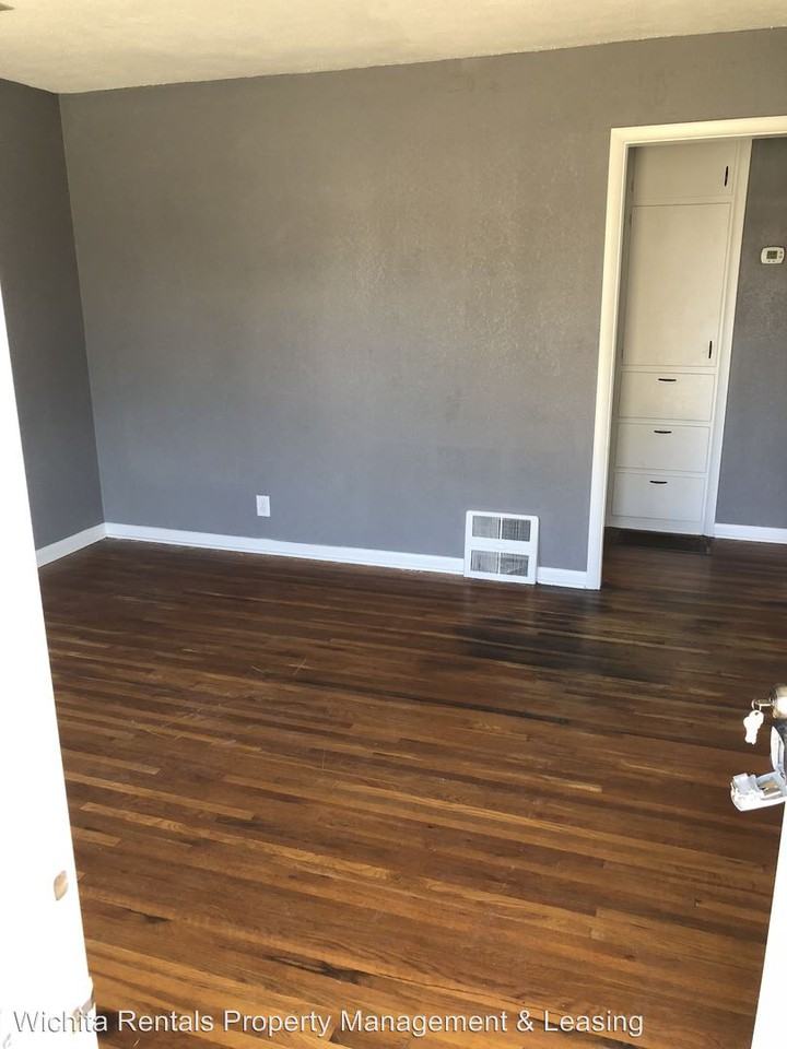 3244 S. Gordon - Photo 2 of 12