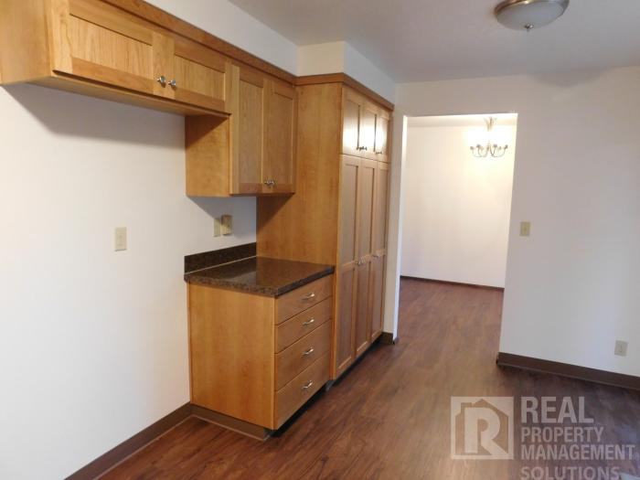 3920 Ne 2nd St - Photo 3 of 17