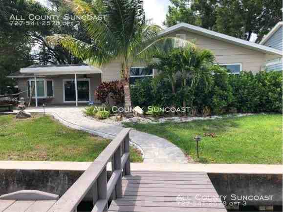 4342 14th Way Ne - Photo 2 of 50