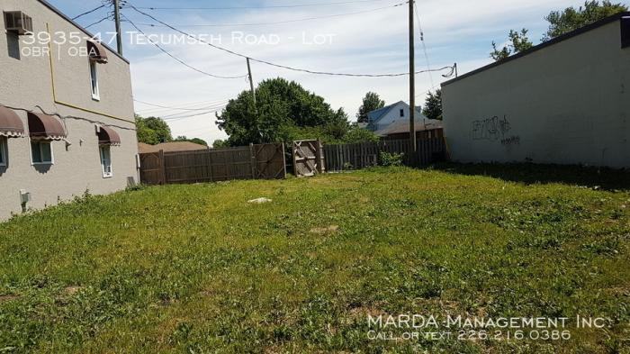 3905 3935-47 Tecumseh Road - Photo 3 of 5