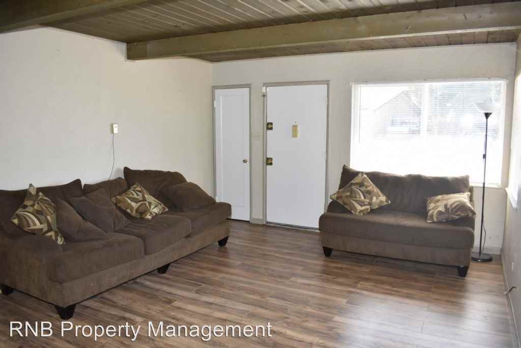 281 Arcade Blvd - Photo 2 of 21