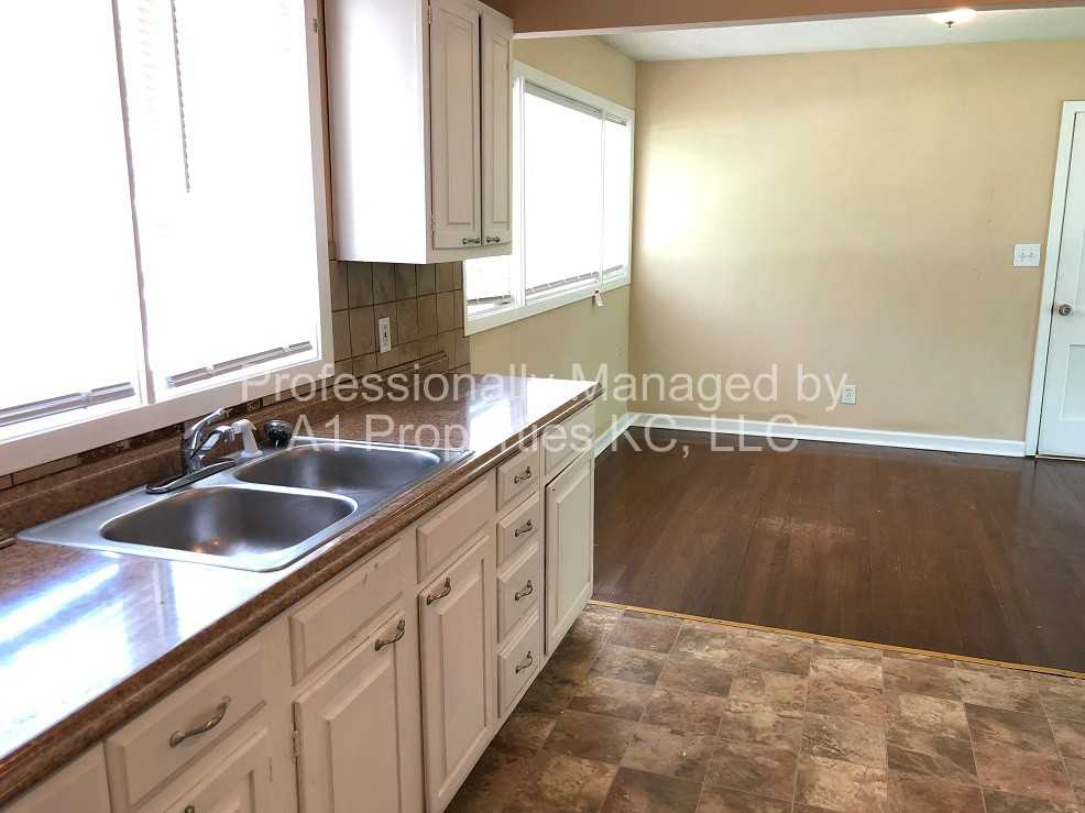 100 W 96th St - Photo 3 of 20