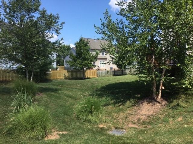 2049 Buell Dr - Photo 2 of 27
