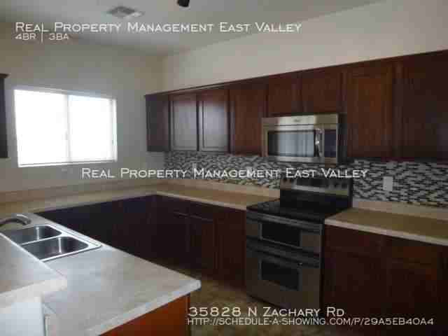 35828 N Zachary Rd - Photo 3 of 20