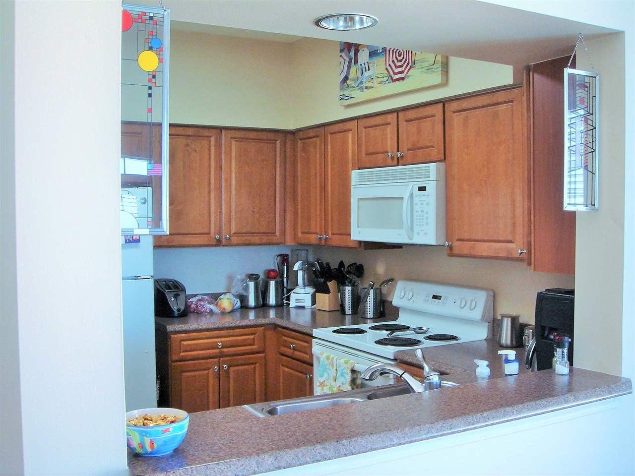 235 Atlantis Circle - Photo 3 of 14