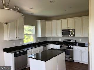 1373 Schooner Loop - Photo 3 of 29