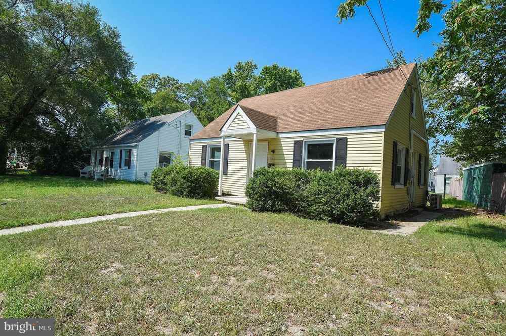 1014 Cecil St - Photo 3 of 36
