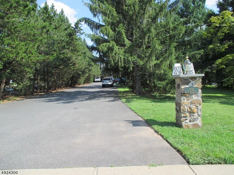 607 Grove St - Photo 2 of 23