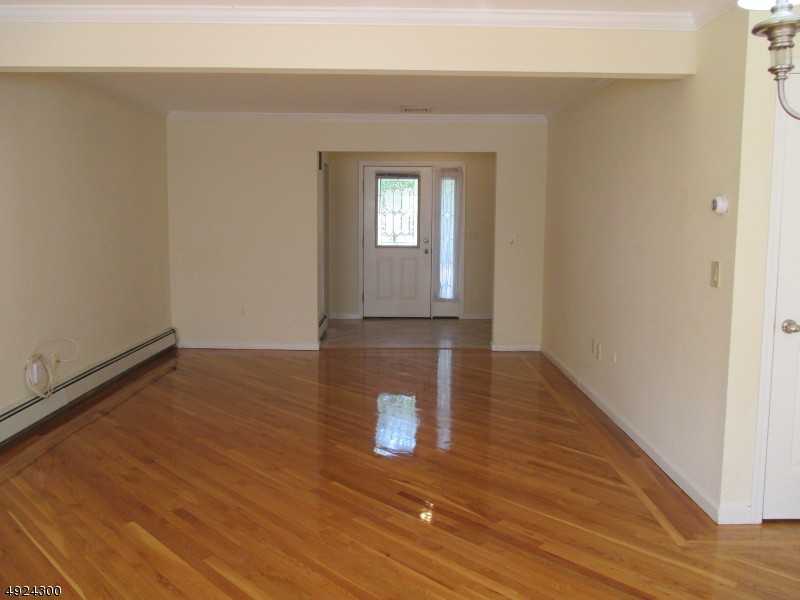 607 Grove St - Photo 3 of 23