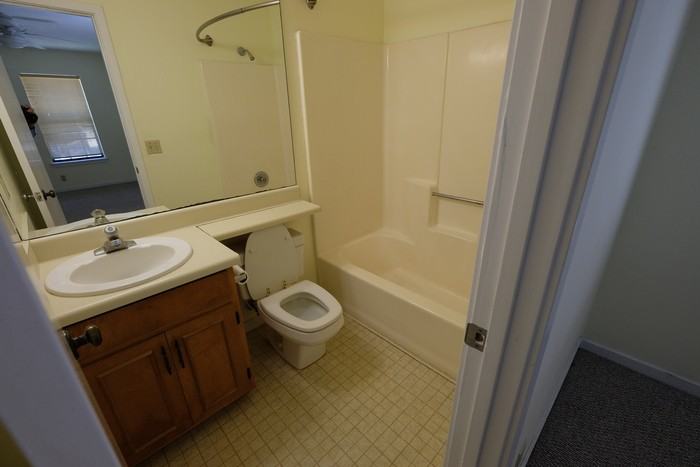 251 Island Drive - Photo 2 of 8