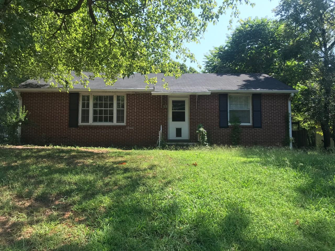 618 Sannoner Avenue, Florence, AL 35630 3 Bedroom Apartment for Rent
