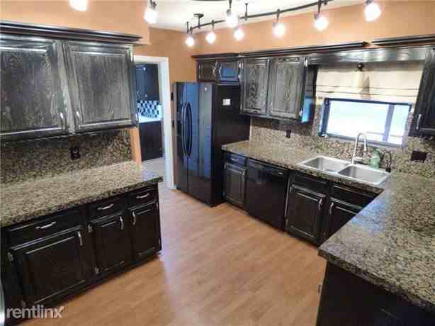 4272 Conway Place Cir - Photo 3 of 17