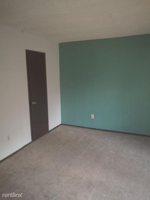 10828 N Biltmore Dr 117 - Photo 3 of 12