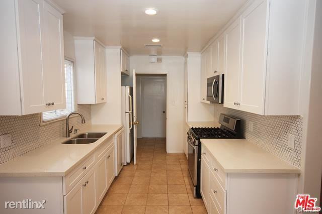 2766 Dunleer Pl - Photo 3 of 14