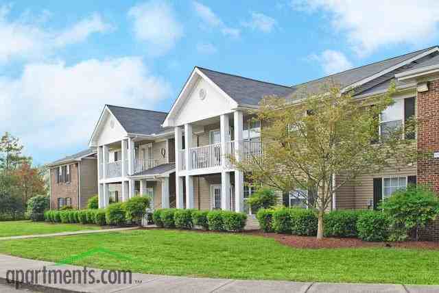 Charleston Hall Apartments - Photo 2 of 21