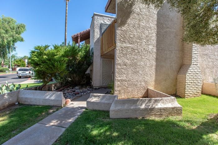 1626 South Torre Molinos Circle - Photo 2 of 34