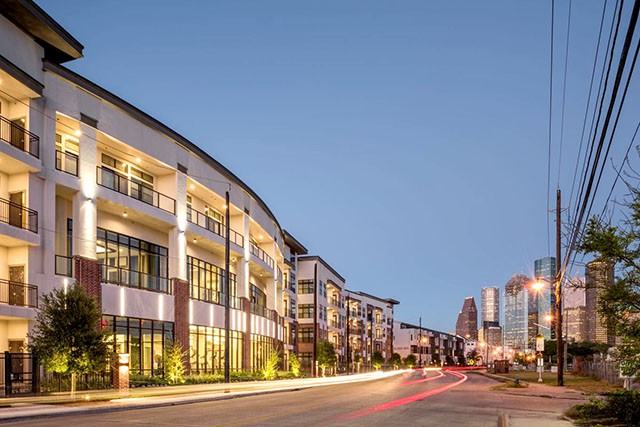 919 Gillette Street - Photo 3 of 10