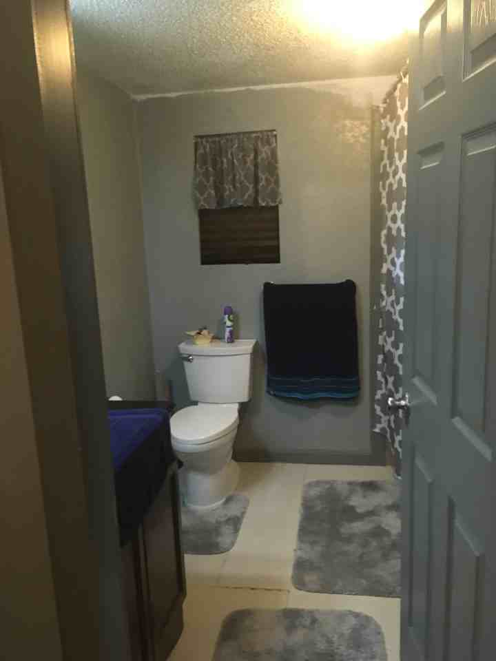 612 W Hammond St - Photo 3 of 11