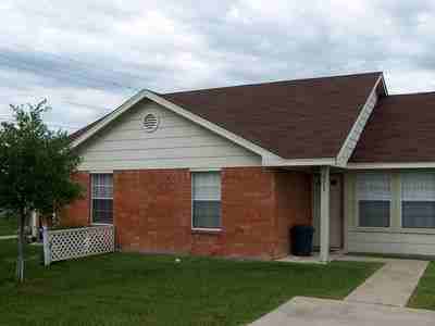 775 Heritage Lane - Photo 2 of 3