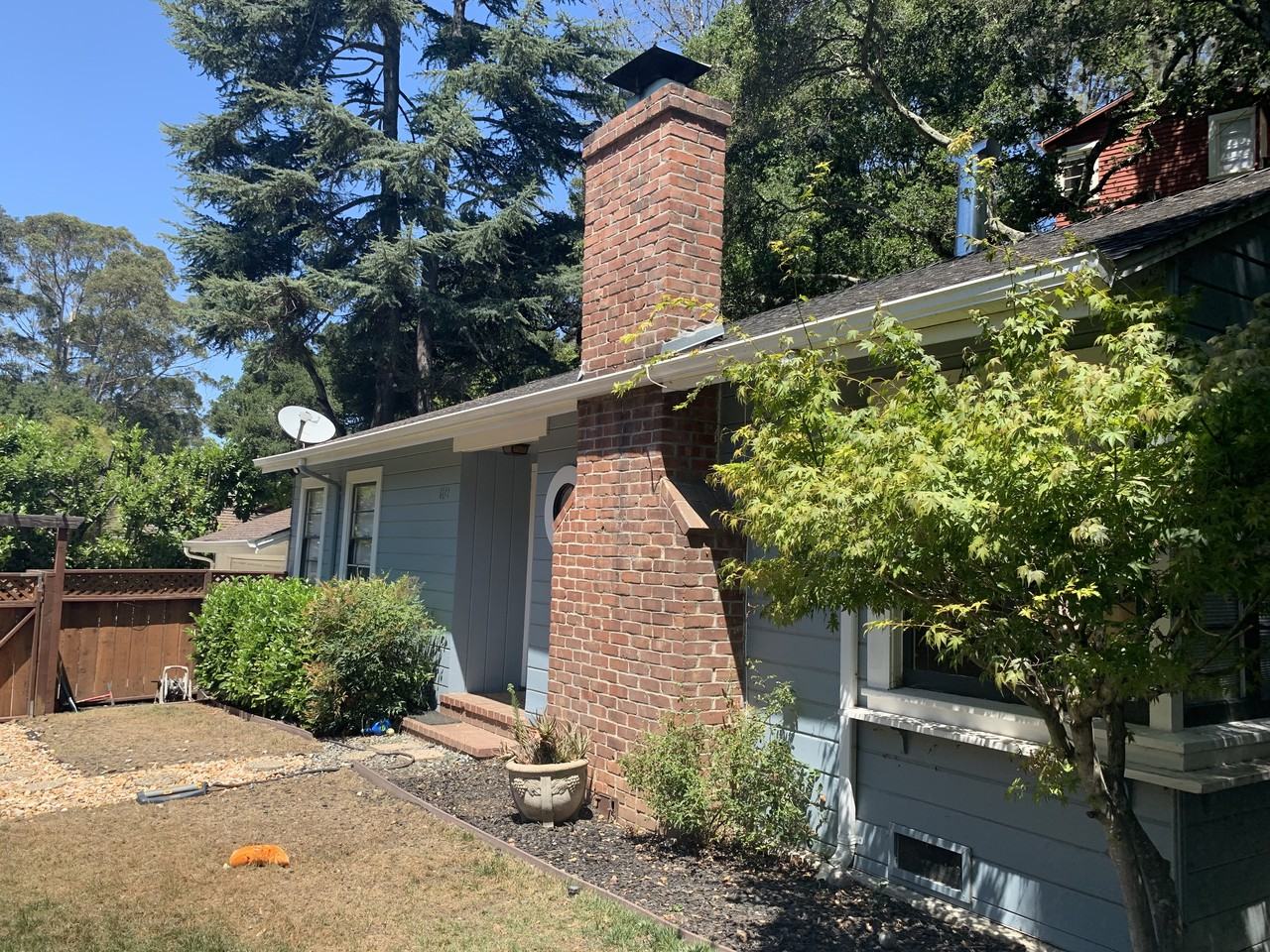 6172 Moraga Avenue - Photo 3 of 18