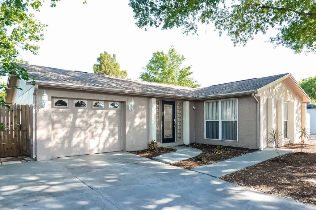 6714 Preston Ct - Photo 2 of 22